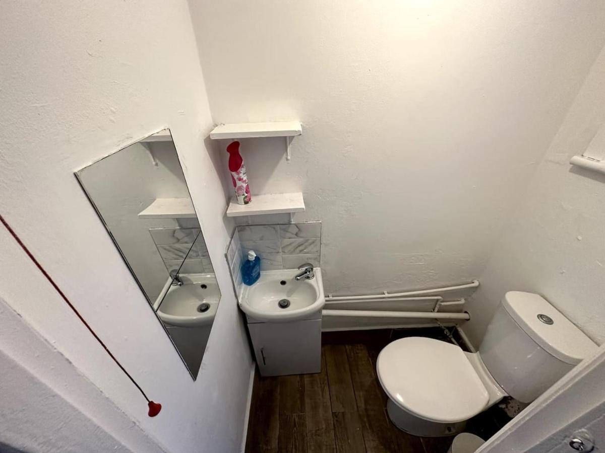 Wonderful 2 Bedroom On Tower Bridge London Exterior photo