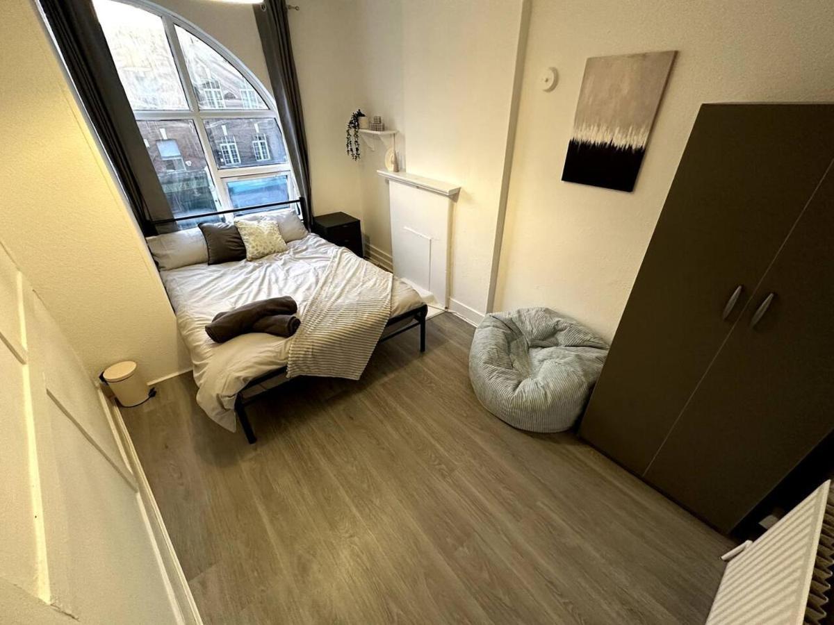 Wonderful 2 Bedroom On Tower Bridge London Exterior photo